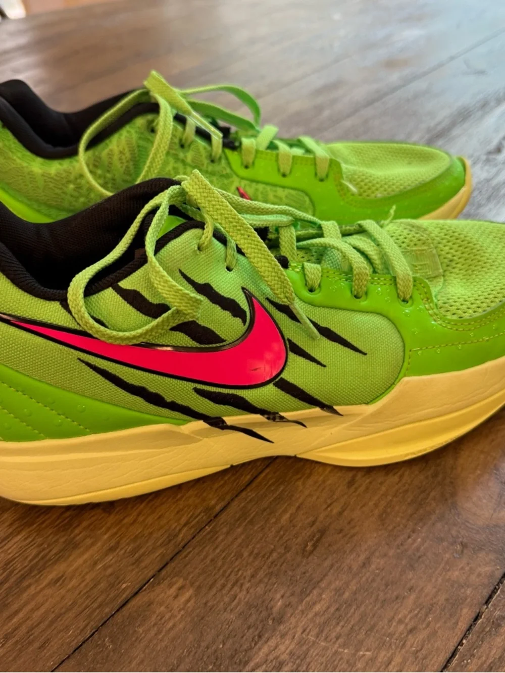Nike Ja 2‎ Nightmare Basketball Shoes Green Pink Men's Size 9.5 IB8235-300